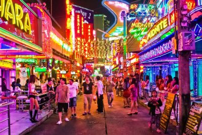 Вечерний Бангкок 18+