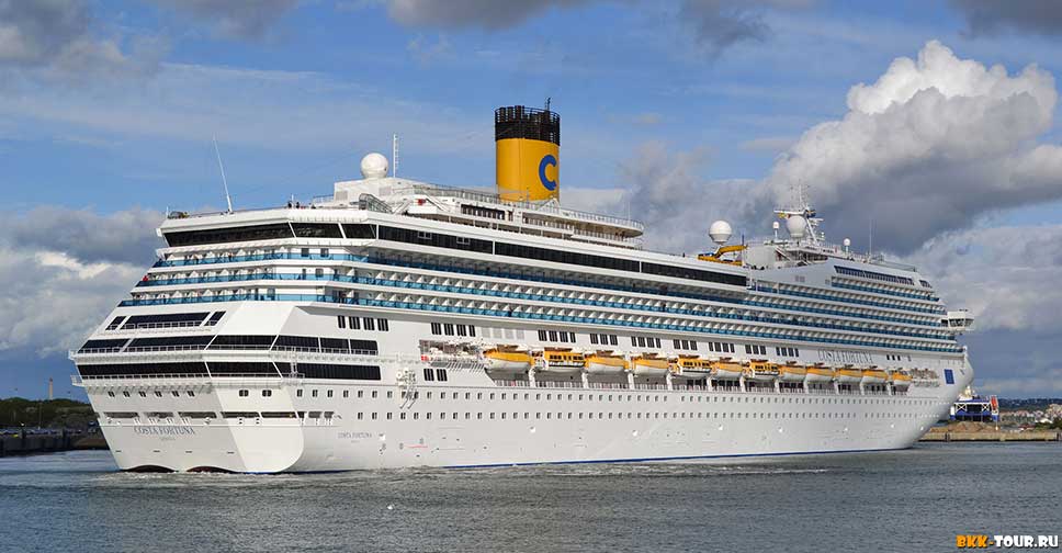 Круизный лайнер Costa Fortuna