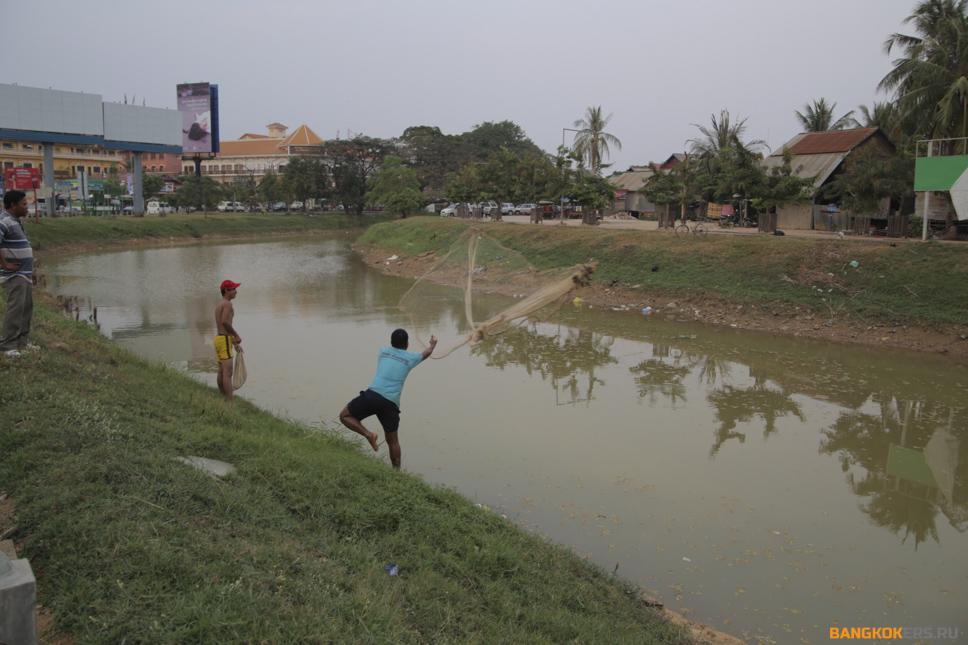 ЗАТЕРЯННАЯ В ДЖУНГЛЯХ КАМБОДЖА ЯРКАЯ И УДИВИТЕЛЬНАЯ