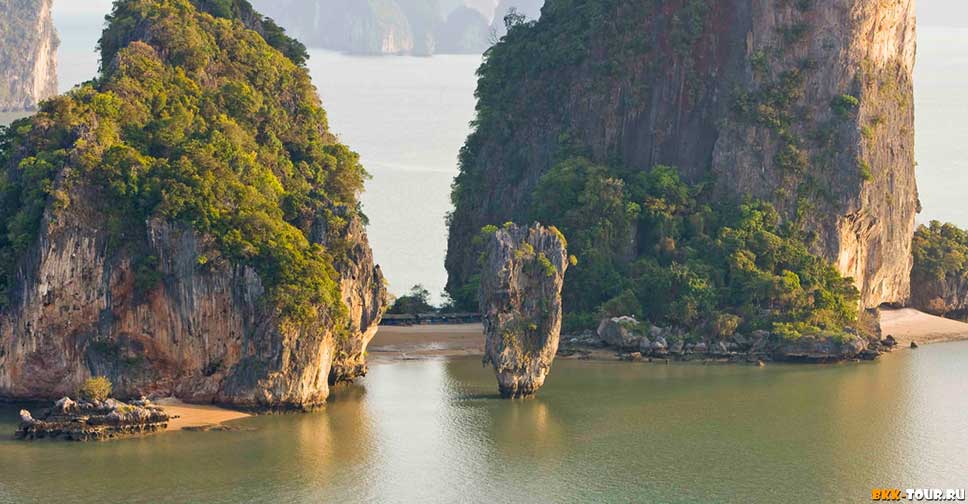 Прогулка на остров Джеймса Бонда на катере