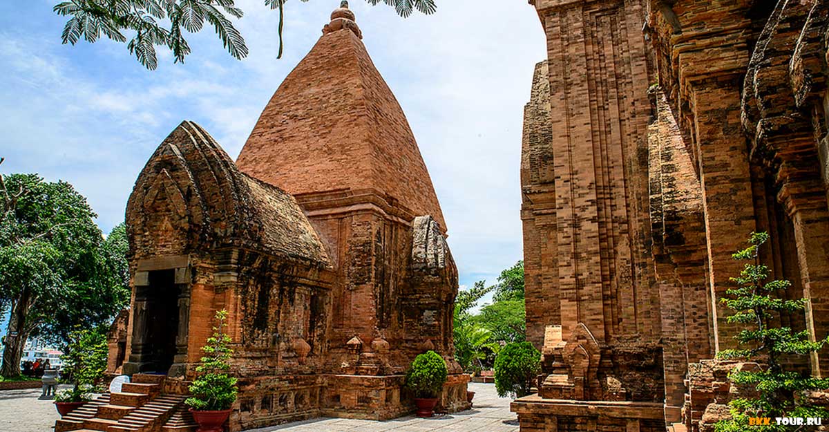 Чамские башни (Нячанг)