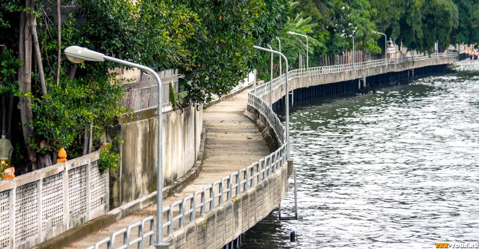 Пешеходная дорожка на канале Саен Саеп