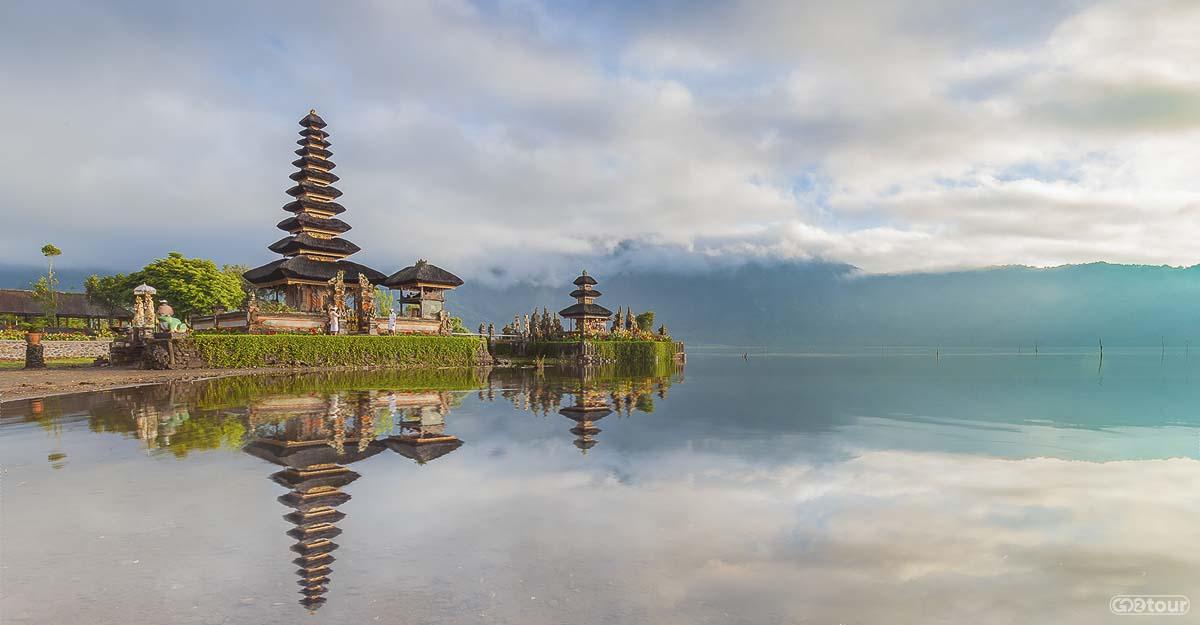 Ulun Danu Bratan Temple Complex