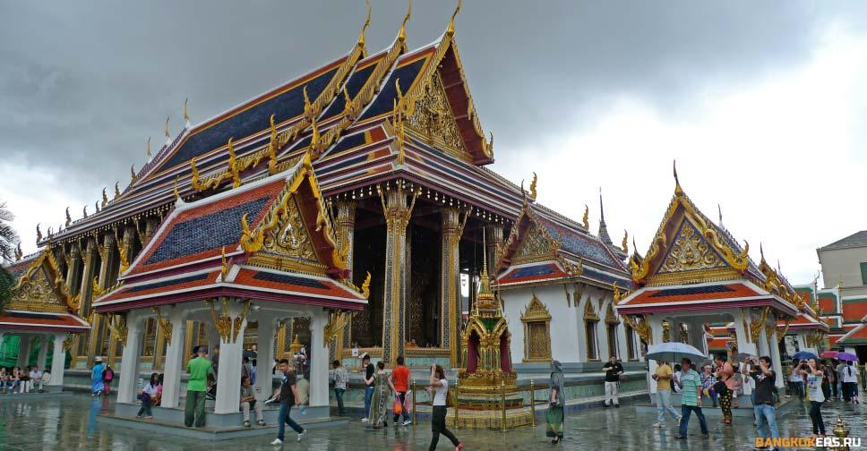 БОЛЬШОЙ КОРОЛЕВСКИЙ ДВОРЕЦ И ХРАМ ИЗУМРУДНОГО БУДДЫ