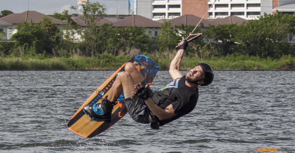 Вейкбординг в Таиланде