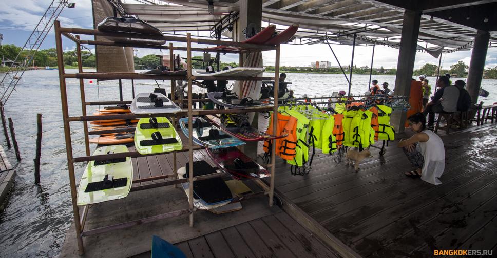 Вейкбординг в Таиланде