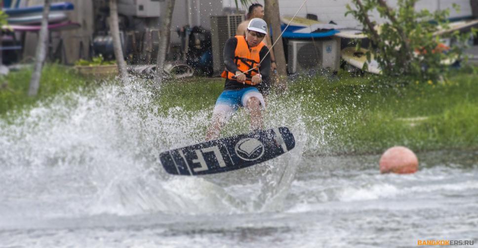 Вейкбординг в Таиланде