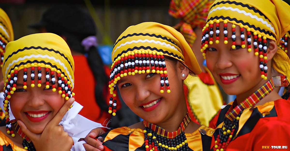 На Филиппинах вы не встретите людей, которые пытаются продать вам дешевые сувениры и хотят обмануть вас выманивая больше денег за все, и это приятно.