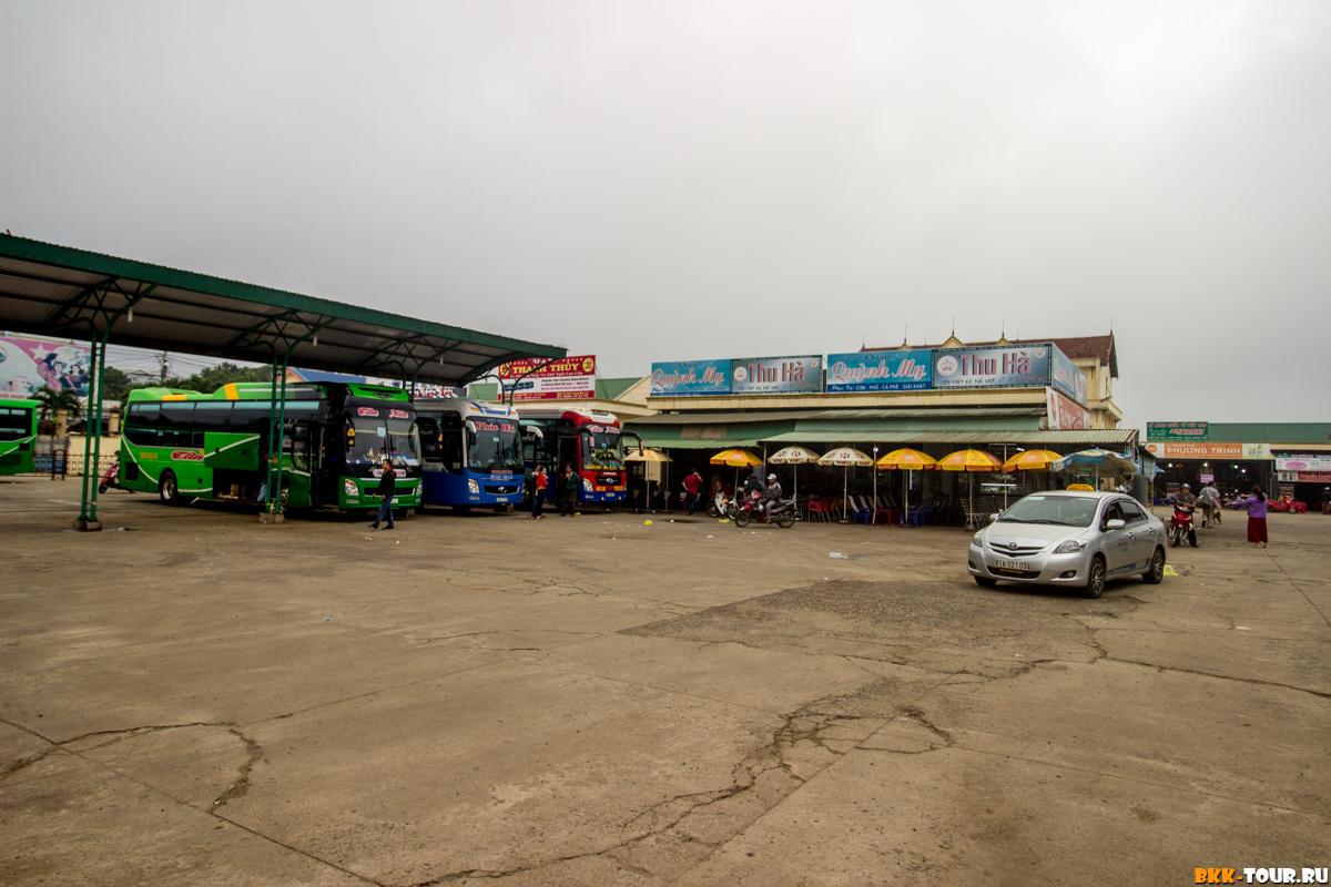Автобусная станция в городе Плейку. Bến xe khách Đức Long Gia Lai Bus Station